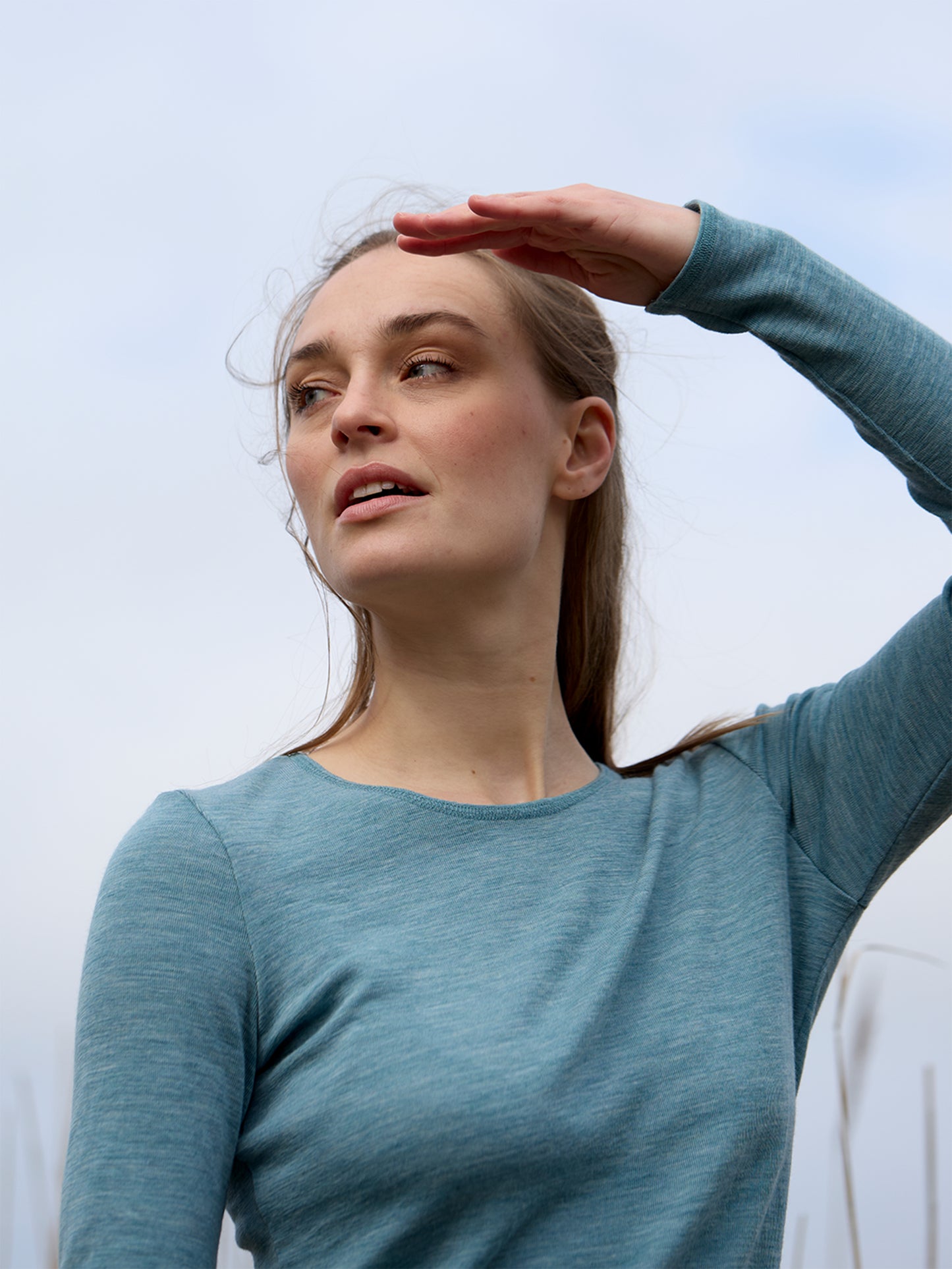 Wolle-Damenshirt Langarm in Aqua Melange