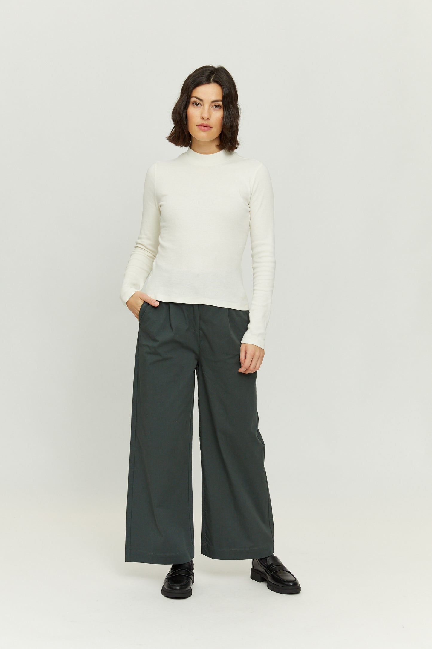 Turtleneck-Shirt in Offwhite von Mazine