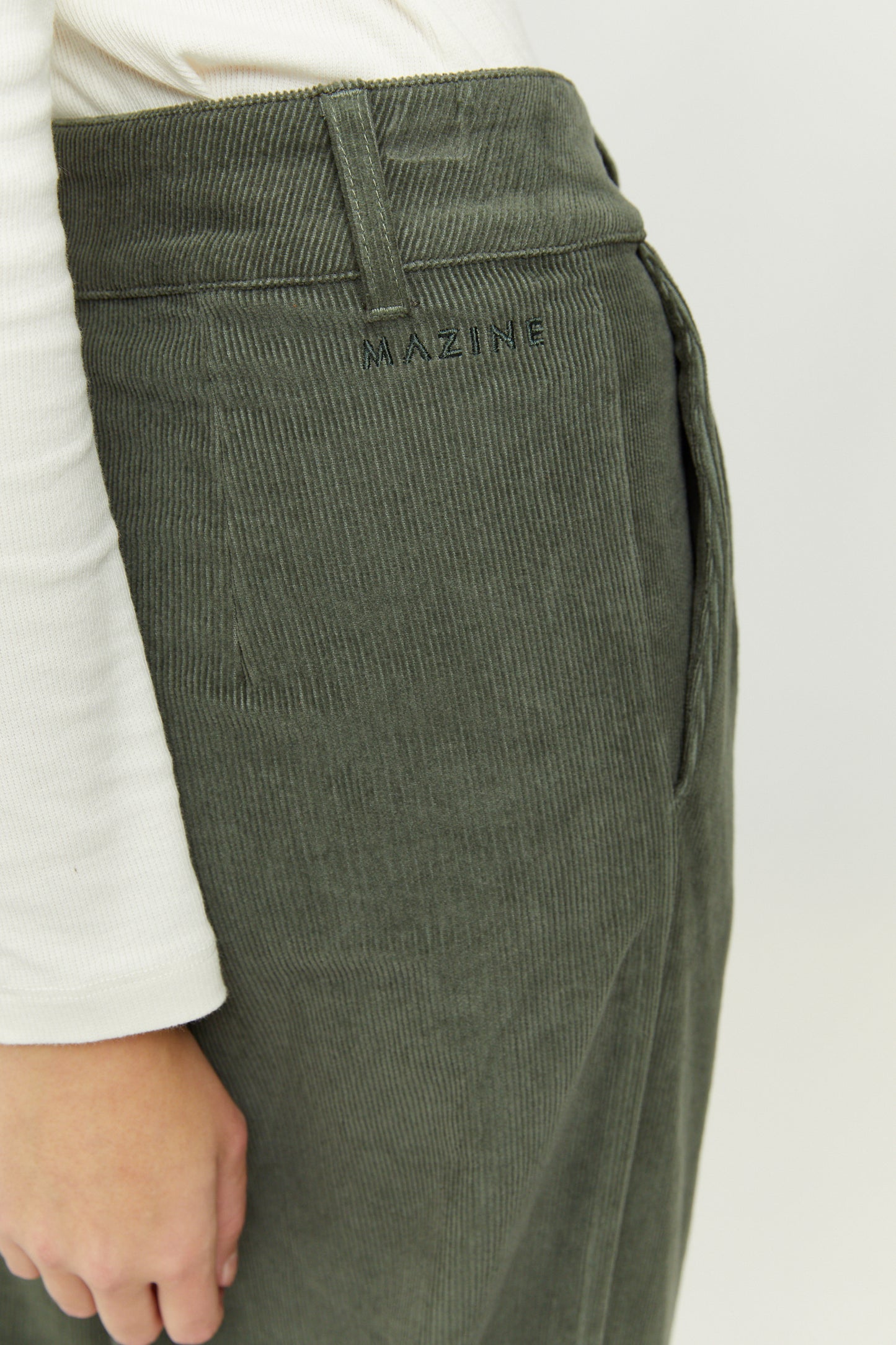 Cordhose Niona in Thyme