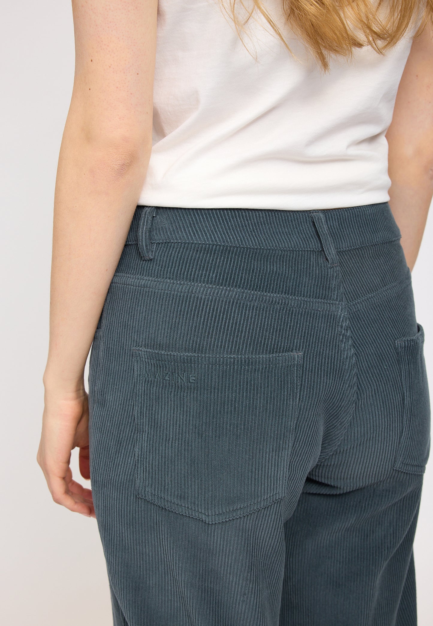 Cordhose in Bottle von Mazine
