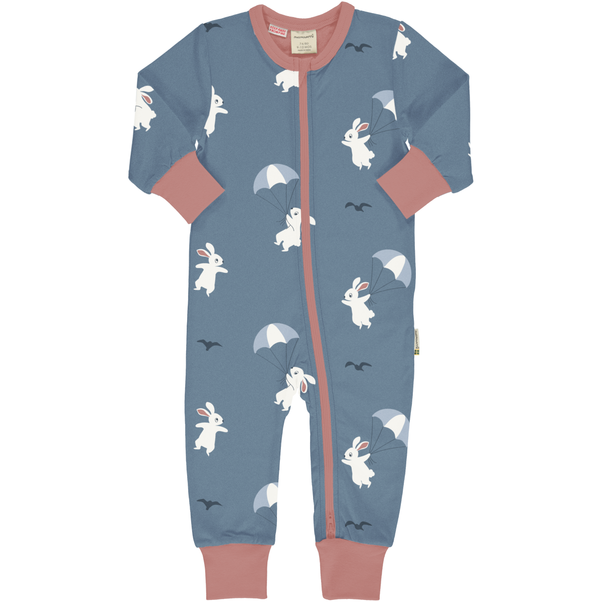 Baby-Pyjama mit Häsli von Maxomorra