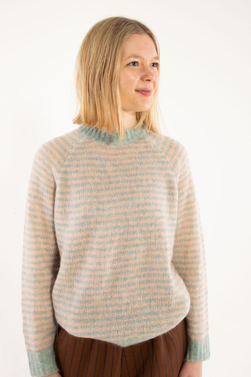 Wollpullover Hellblau/Creme gemustert von Danefae