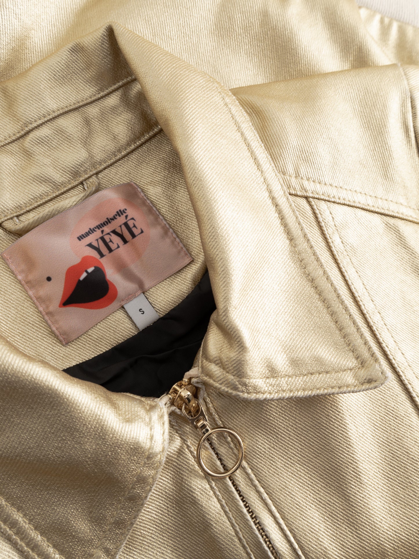 Goldene Jeansjacke von Mademoisell Yéyé