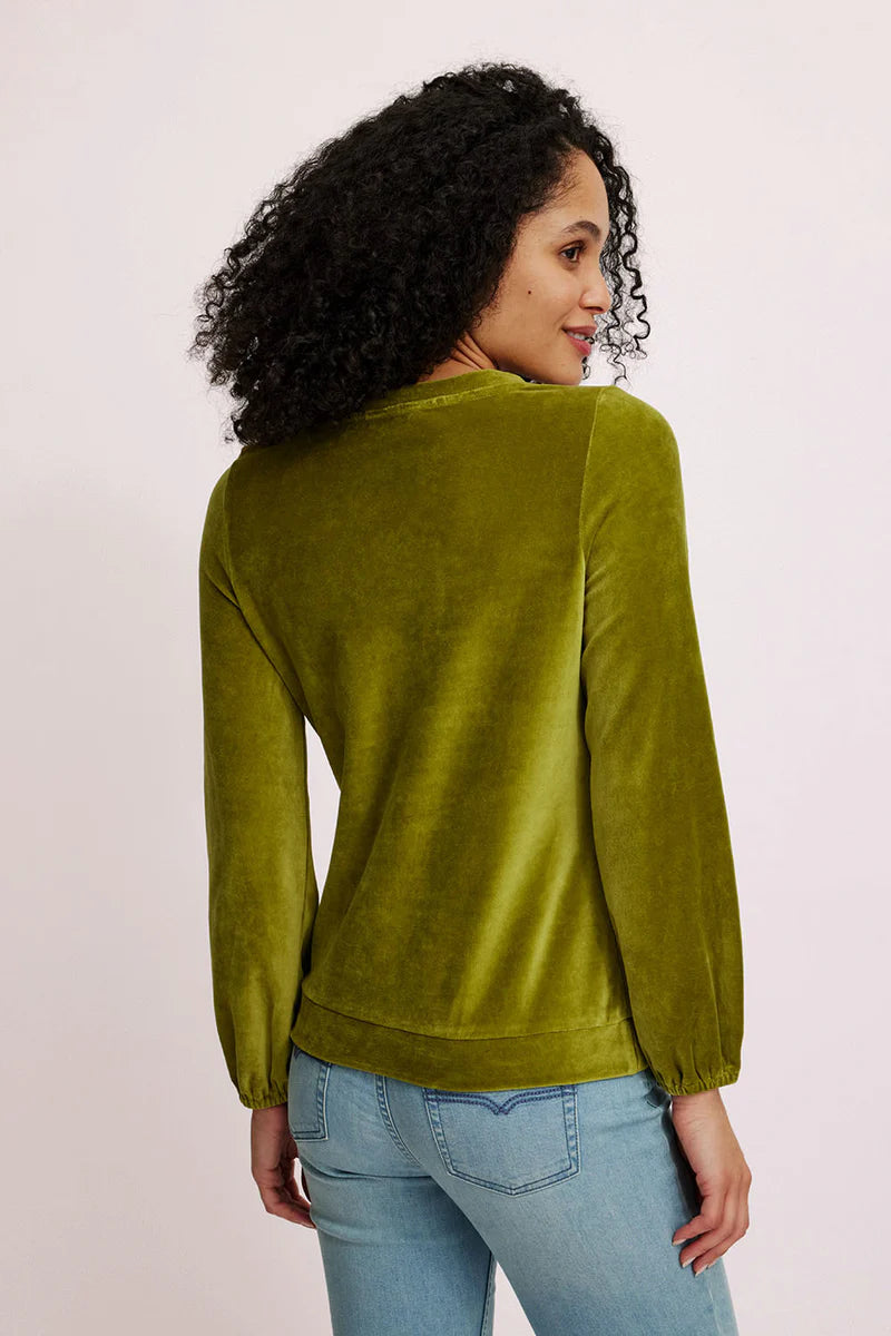 Velours-Pulli in Golden Cypres von Tranquillo