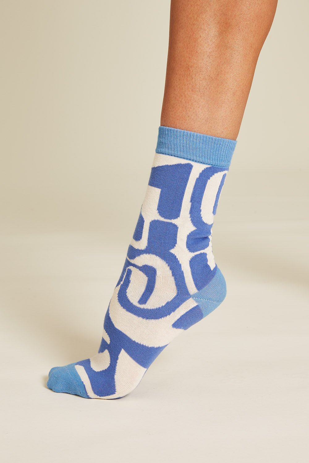 Socken abstrakt offwhite/blau