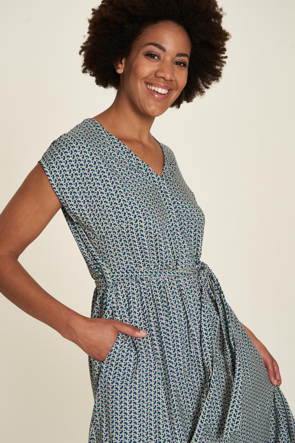 SALE: Langes Sommerkleid Cubes von Tranquillo