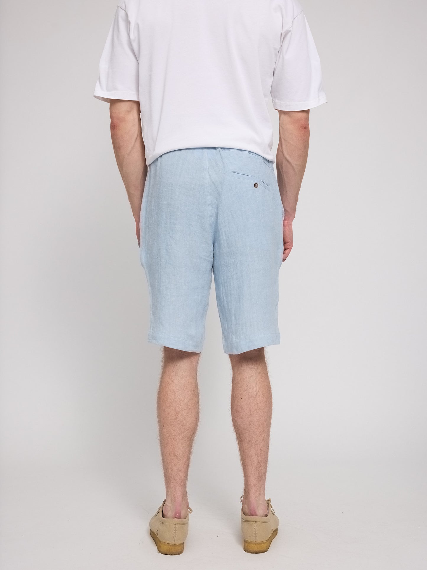 Leinen-Shorts in Hellblau von Mazine