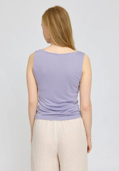 Wasserfall T-shirt aus Ecovero in faded lavender von Mazine