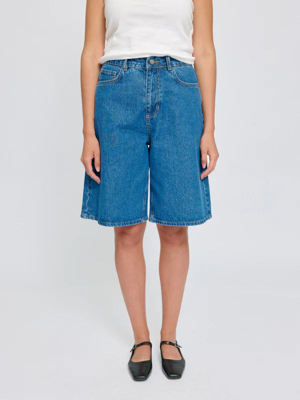 Denim Bermuda Shorts von Mazine