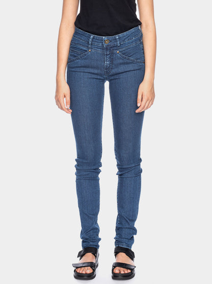 Skinny Bio-Jeans in Blau-Used von ATO Berlin (bis Länge 34)