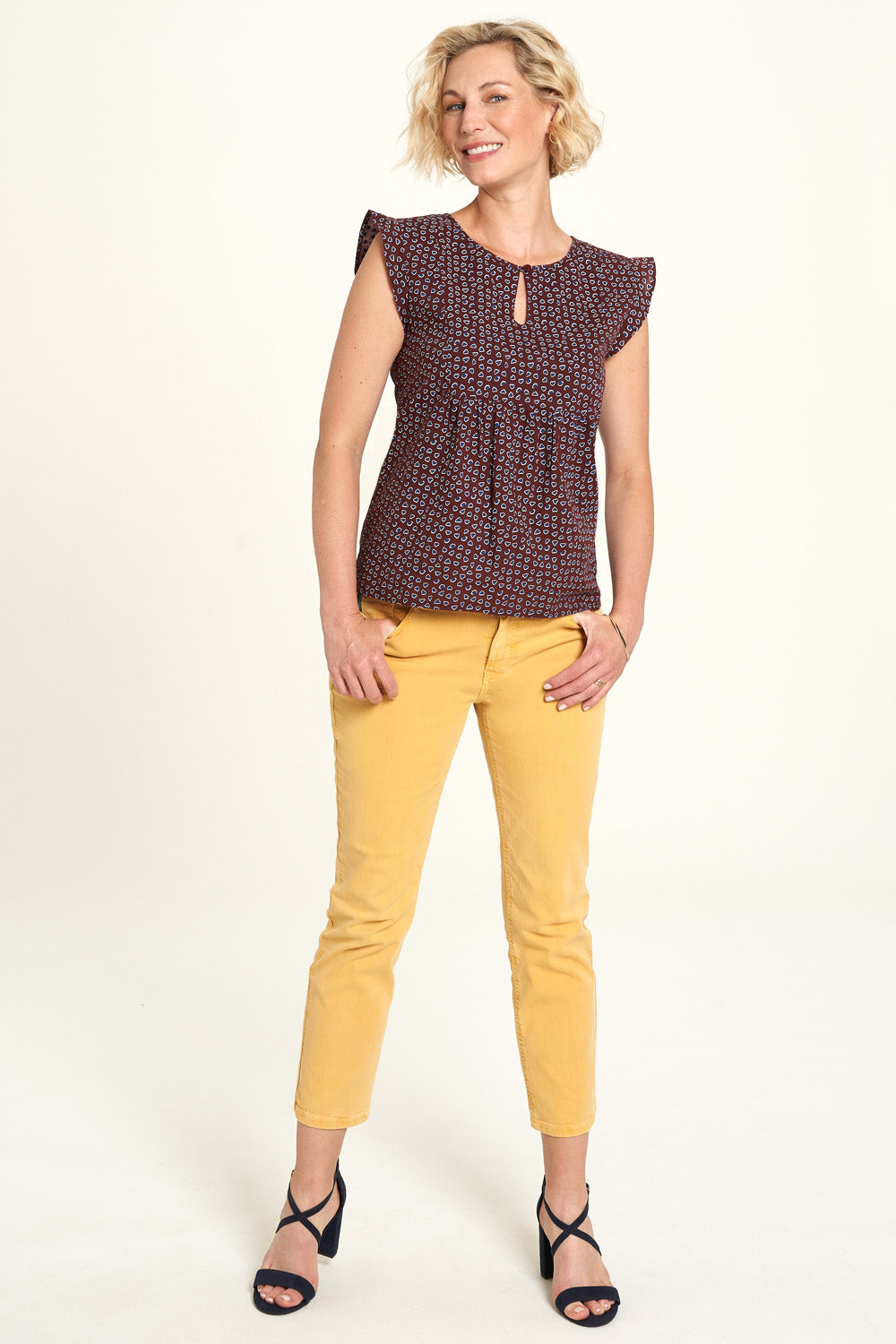 SALE -50%: Sommer-Bluse mit Herzblatt von Tranquillo