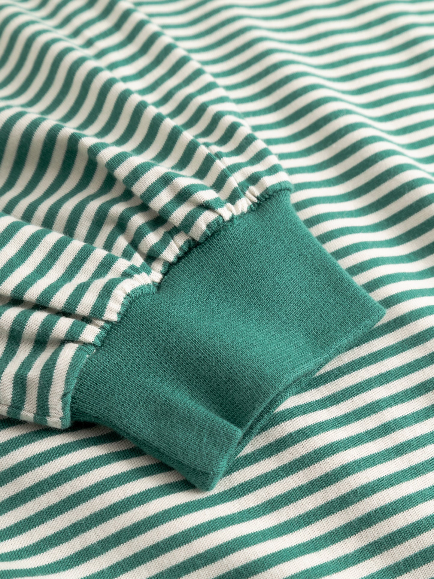 Langarm-Shirt gestreift Grün/Weiss von Mademoiselle Yéyé
