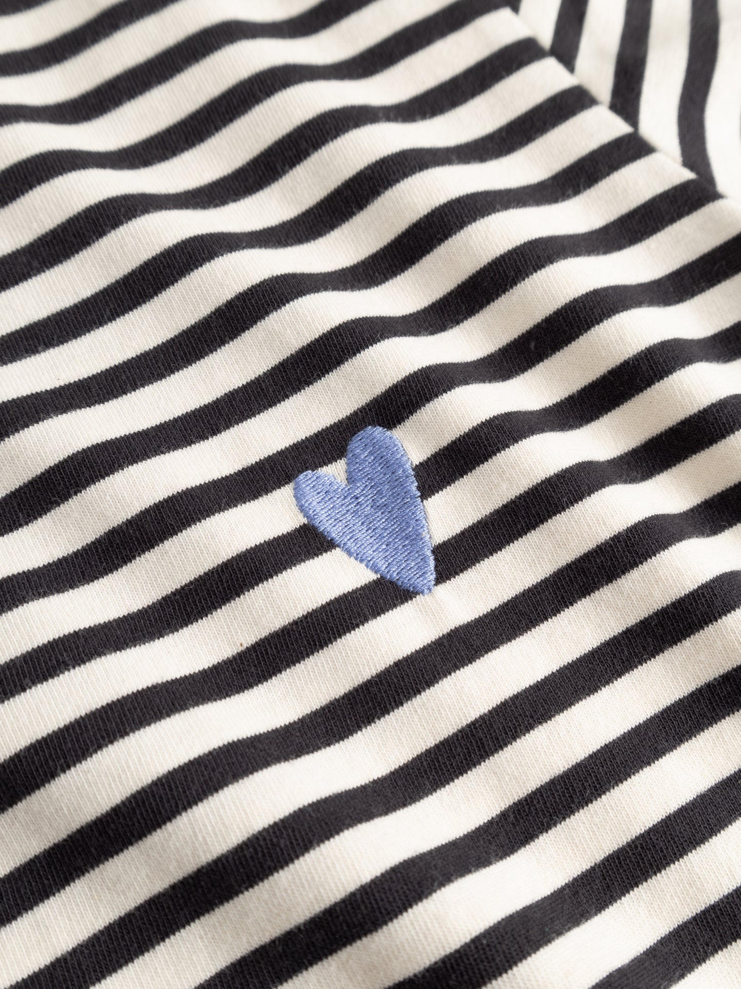 Langarm-Shirt gestreift Schwarz/Weiss von Mademoiselle Yéyé