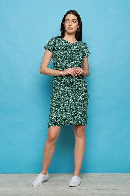 SALE -50%: Kleid mit Wasserfallkragen mit Tupfen auf Grün von Tranquillo
