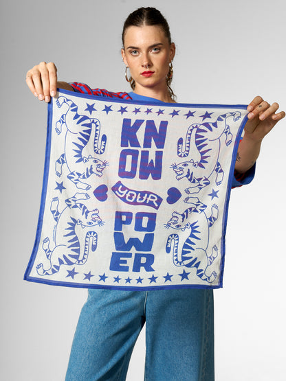 Tuch "Know your power" von Mademoiselle Yéyé