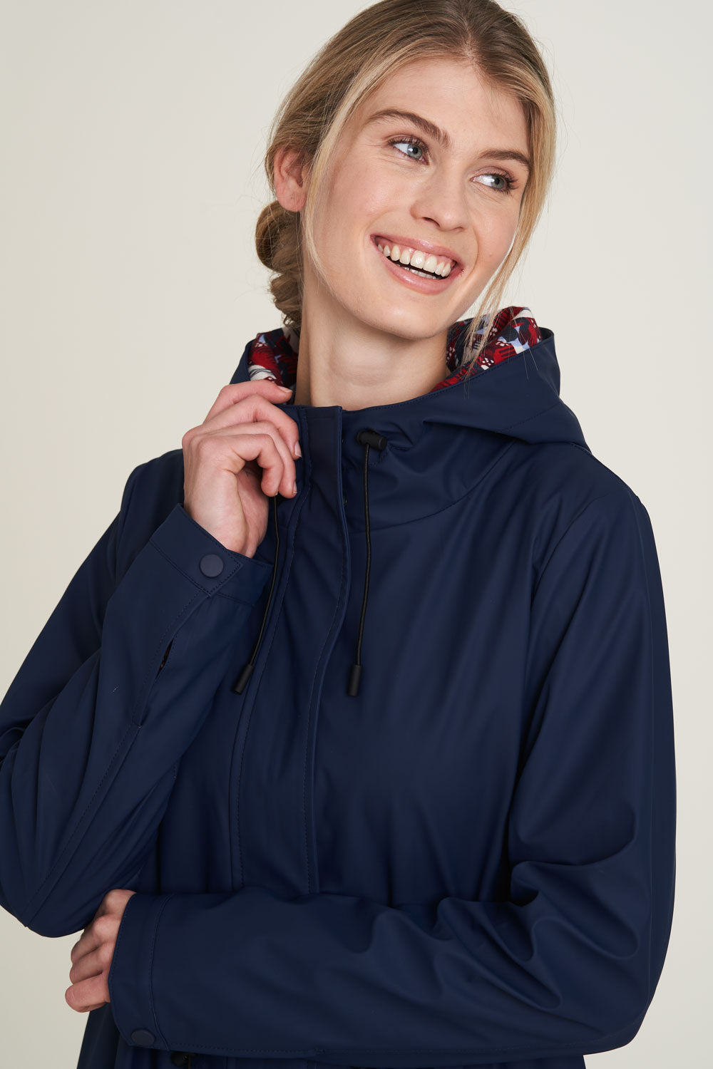 Regenjacke in Dunkelblau von Tranquillo