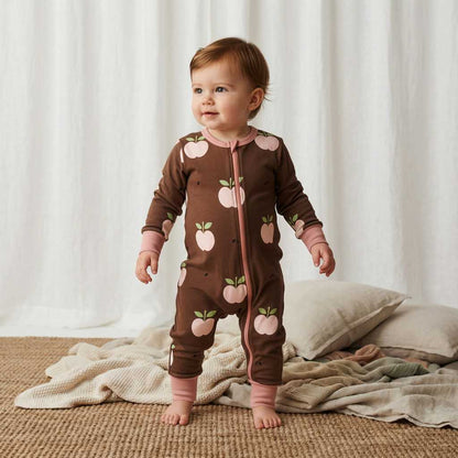 Baby-Pyjama mit Apfel von Maxomorra