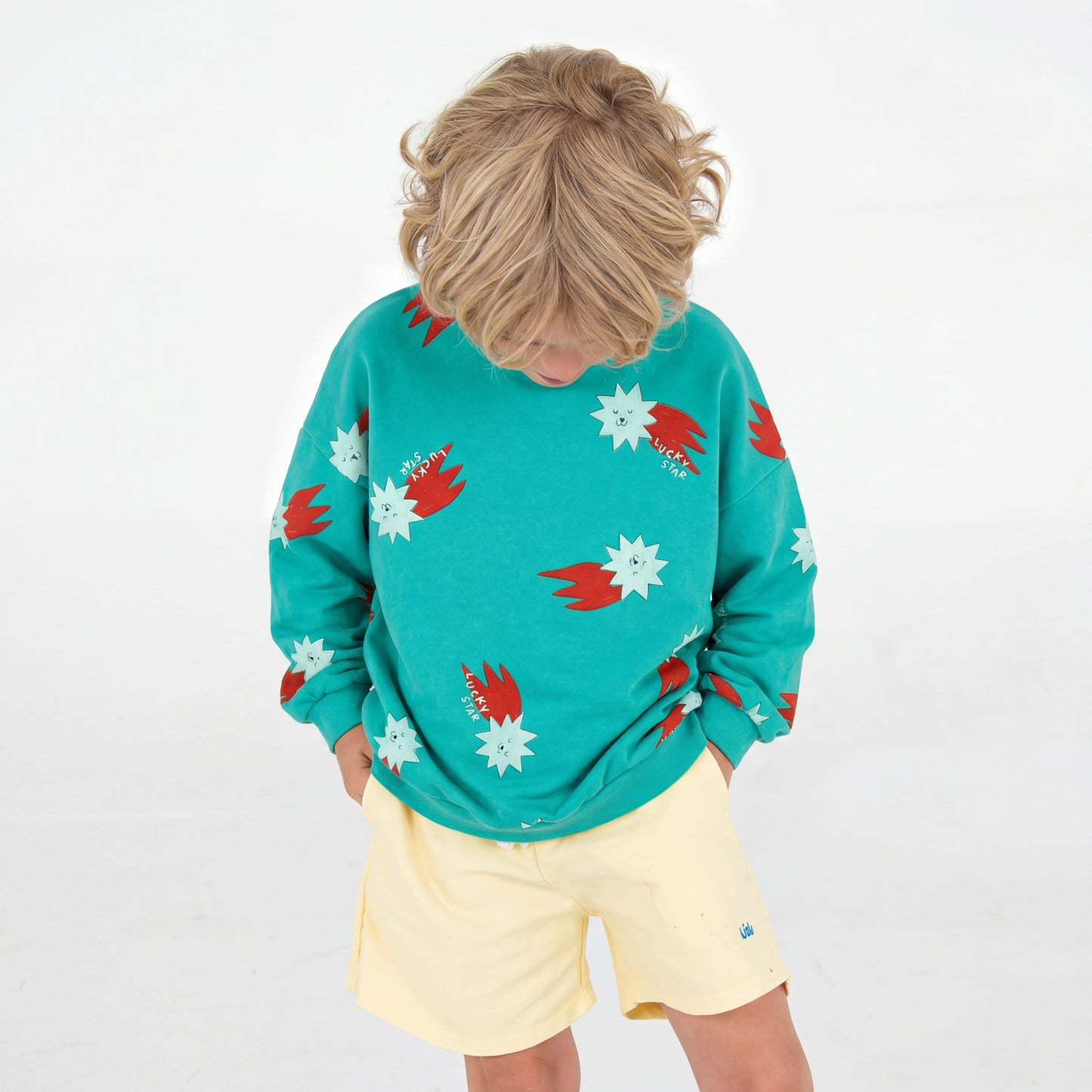 Sweatshirt Lucky Stars auf Grün von Lötiekids