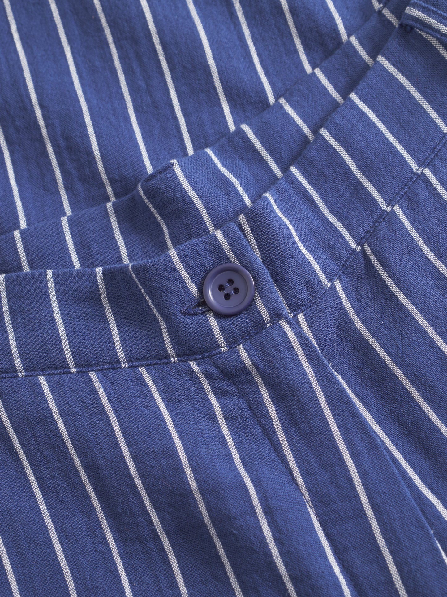 Sommerhose Navy mit weissen Streifen von Mademoiselle Yéyé