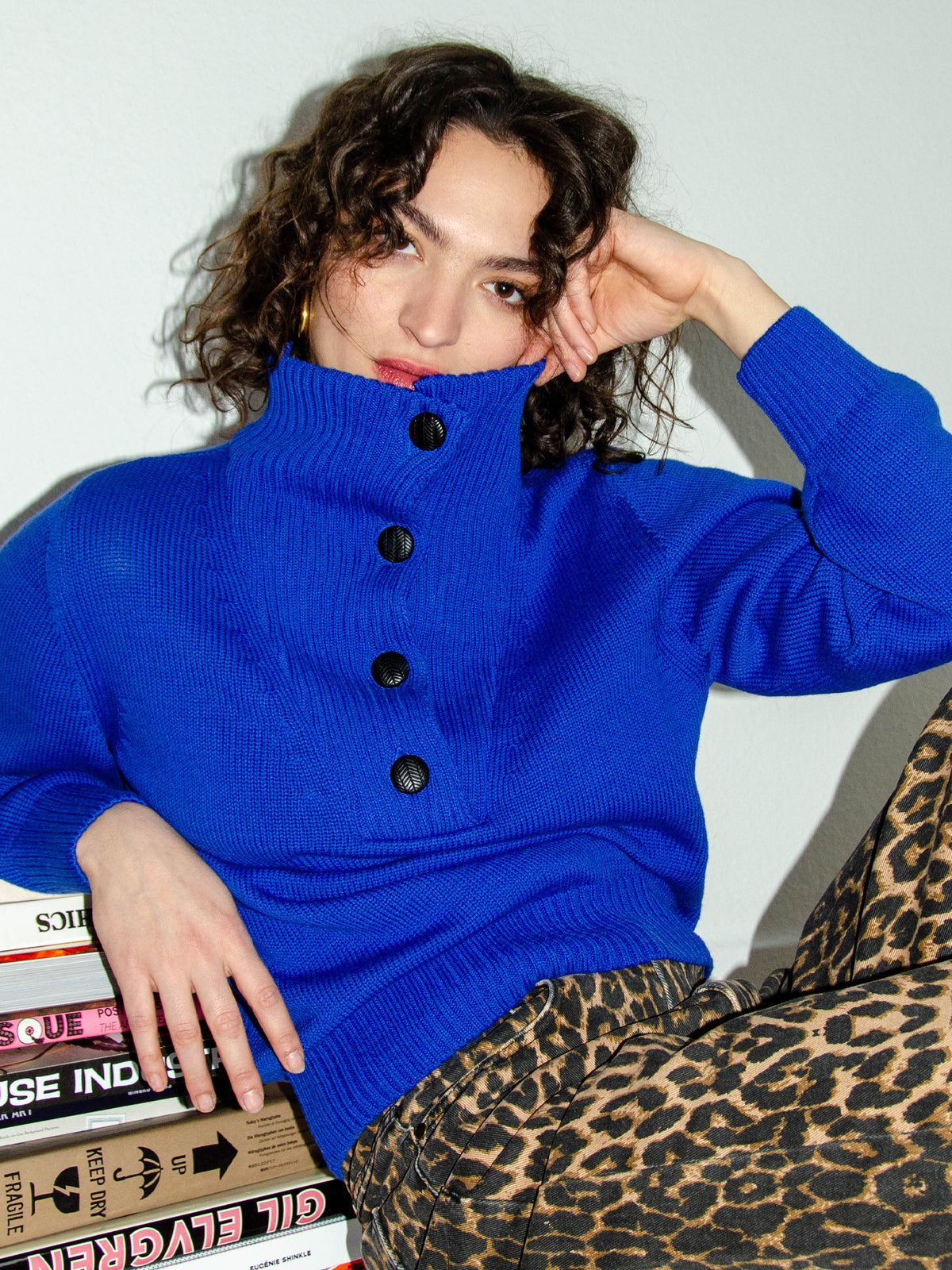 Strickpullover in Electric Blue von Mademoiselle Yéyé