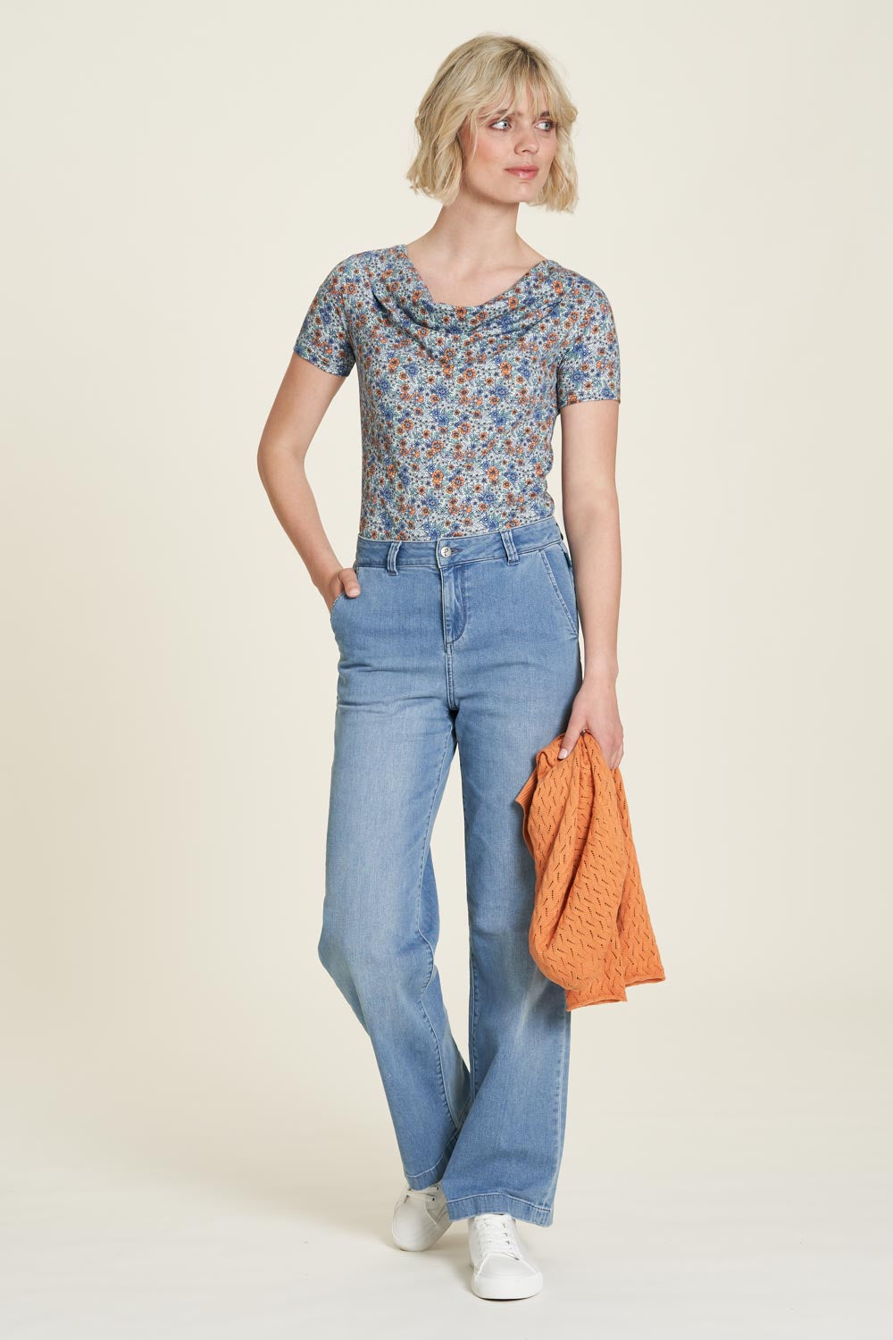 SALE: T-shirt Wassfallausschnitt Garden von Tranquillo