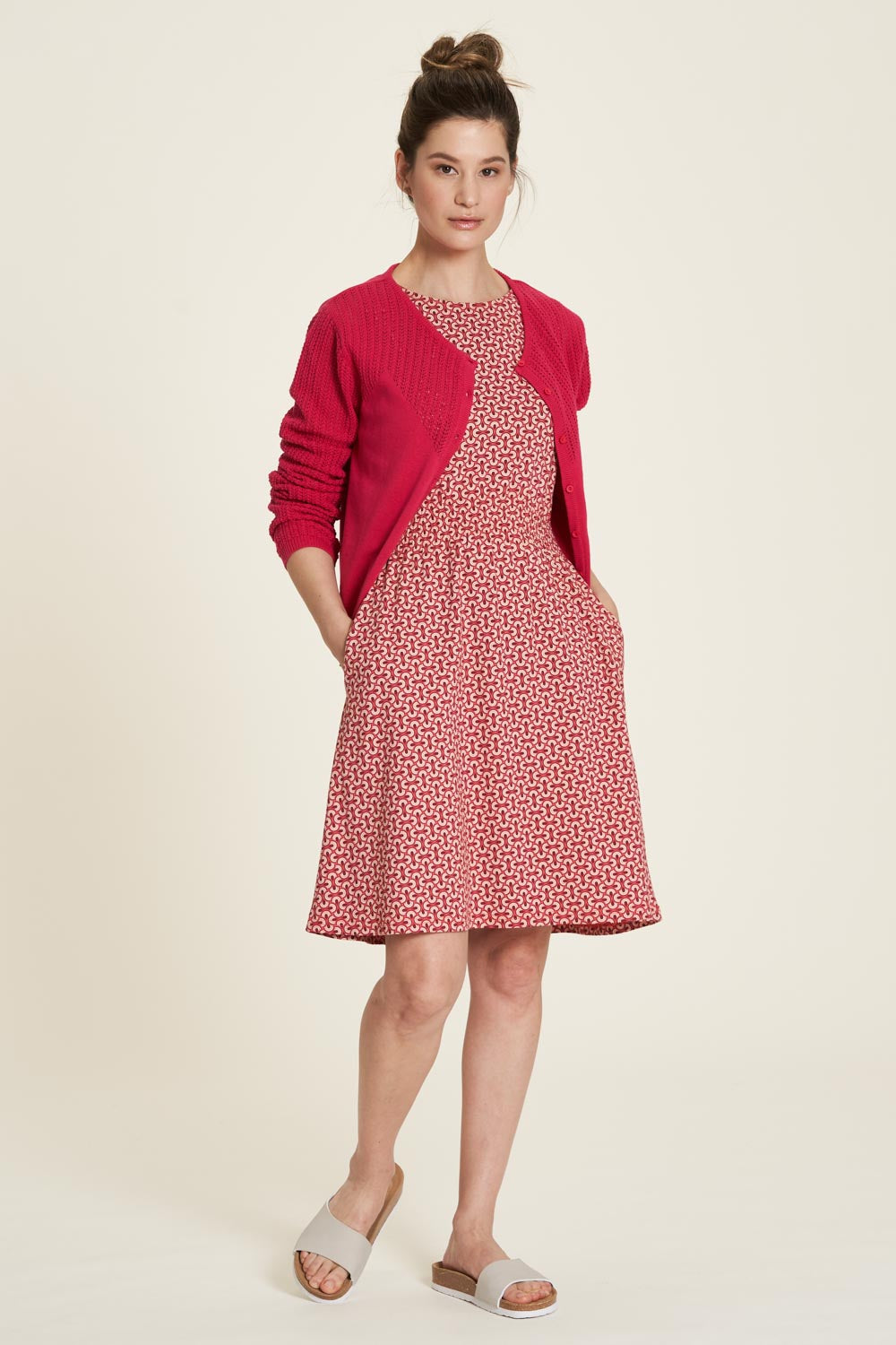 SALE: Tailliertes Sommerkleid mit Wellenmuster von Tranquillo