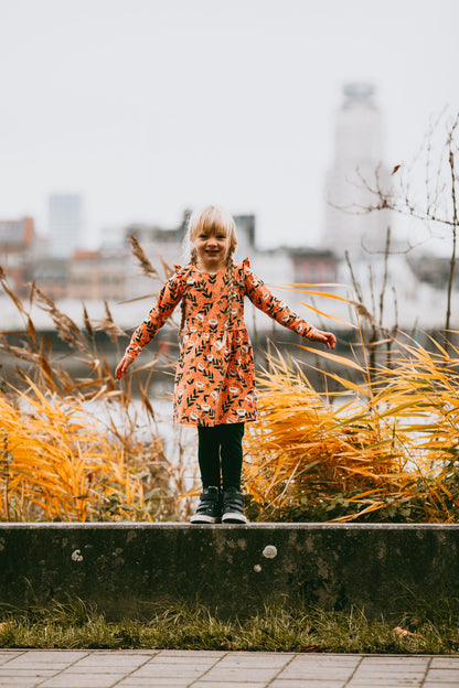 SALE: Hübsches Kleid mit Winterblumen von Froy&Dind